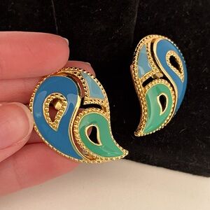 Vintage 80’s AVON Enamel Summer Festival Mermaid Boho Hippie Paisley Earrings